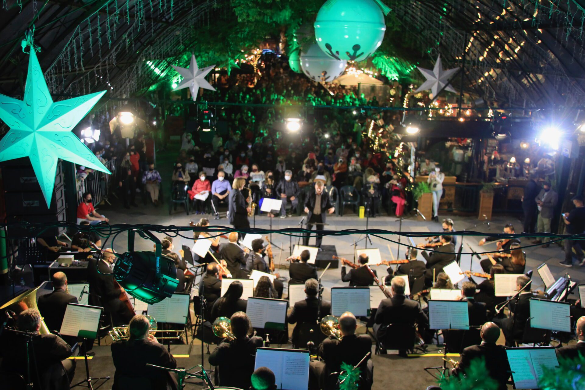 Orquestra Sinfônica é aplaudida de pé no Natal Luz para Todos Portal