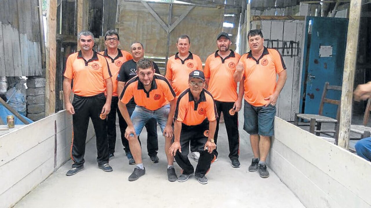 Foto: Reprodução - Minigite A lidera a tabela com folga