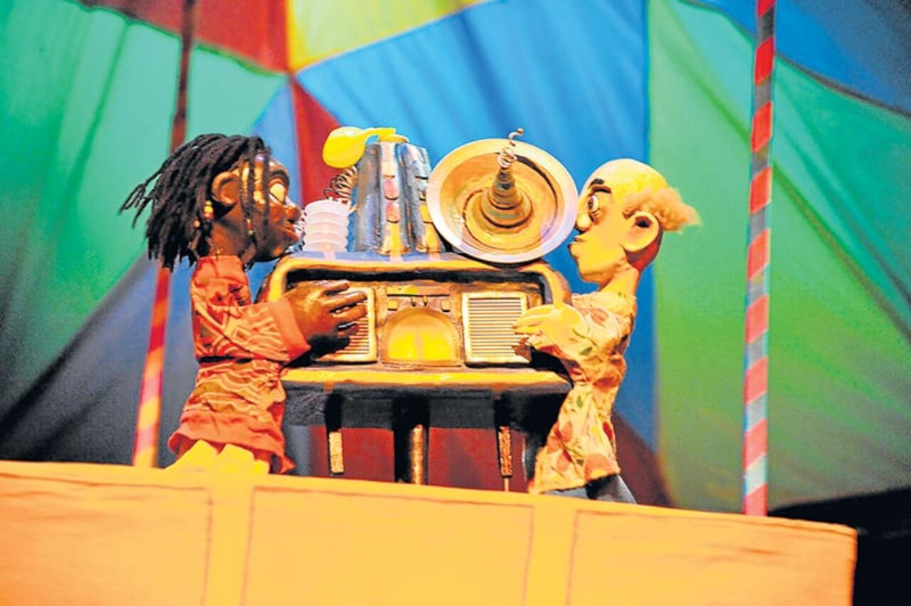 Foto: Divulgação - Espetáculo 4 Contos para Teatro de Bonecos, do grupo Gente Falante
