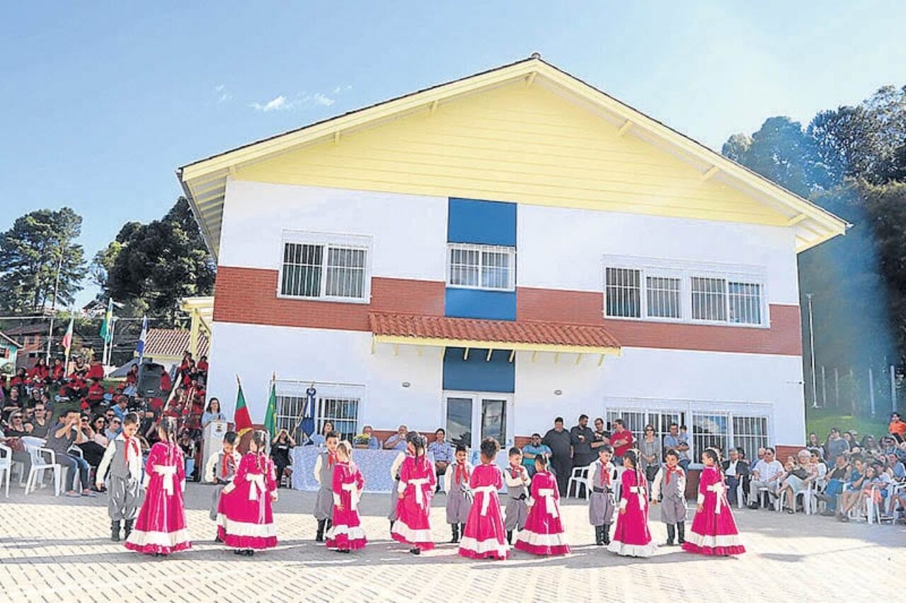 Fotos: Eduardo Idalino – O DTG na inauguração da escola