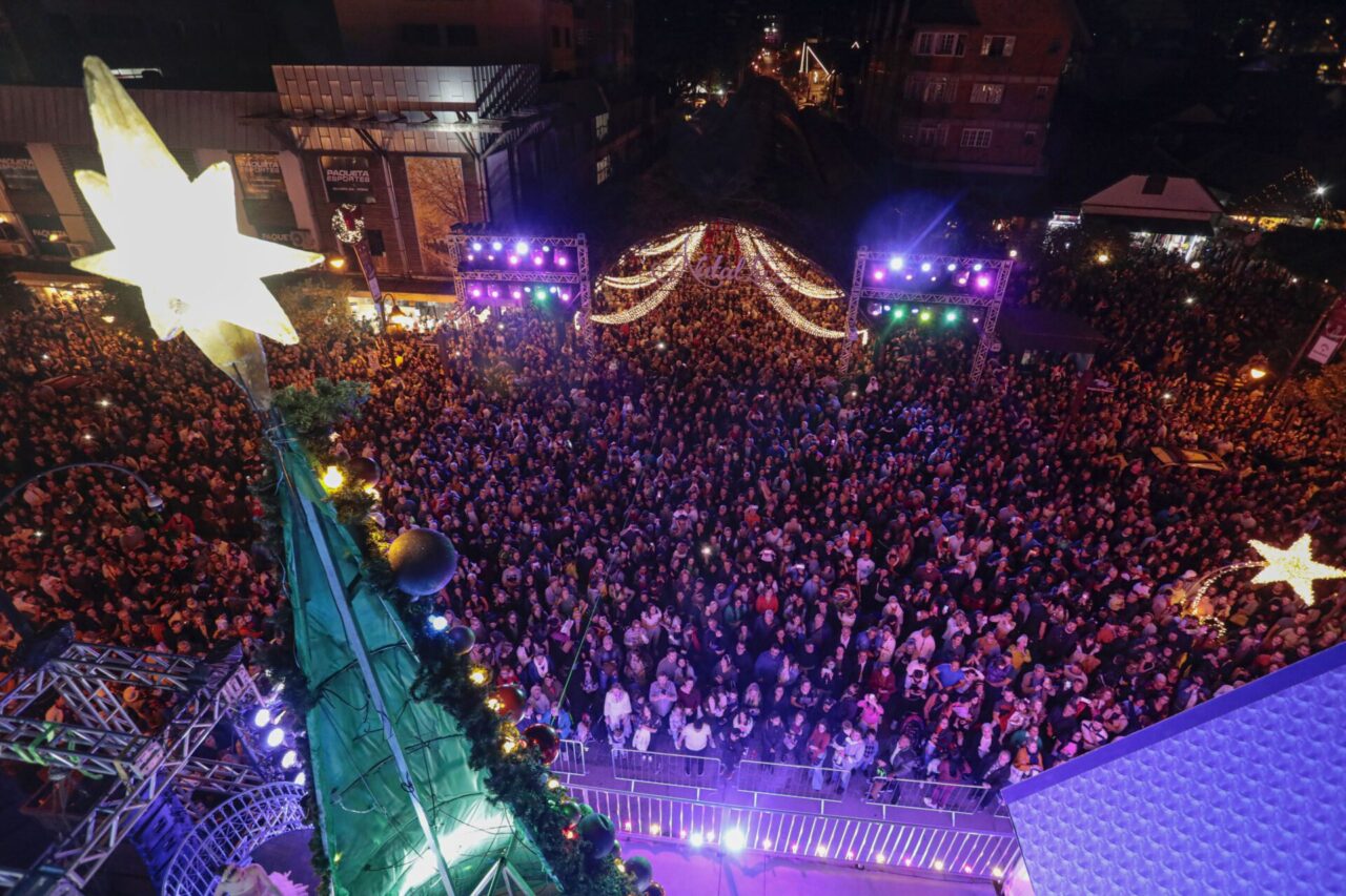 2710_2022_37Natal Luz de Gramado - Show de Acendimento. Foto Cleiton Thiele/SerraPress