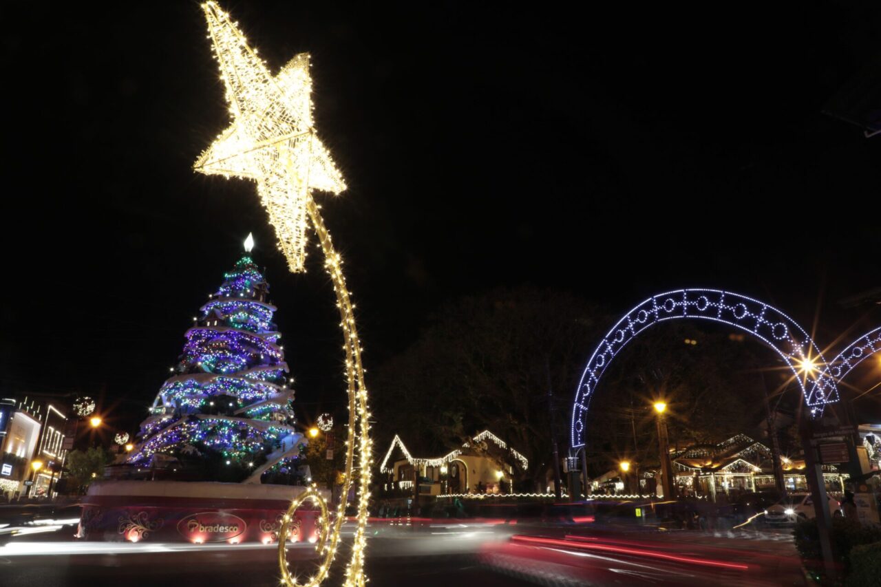 27_10_2022_37Natal Luz de Gramado - Decoracao da Cidade. Foto Cleiton Thiele/SerraPress