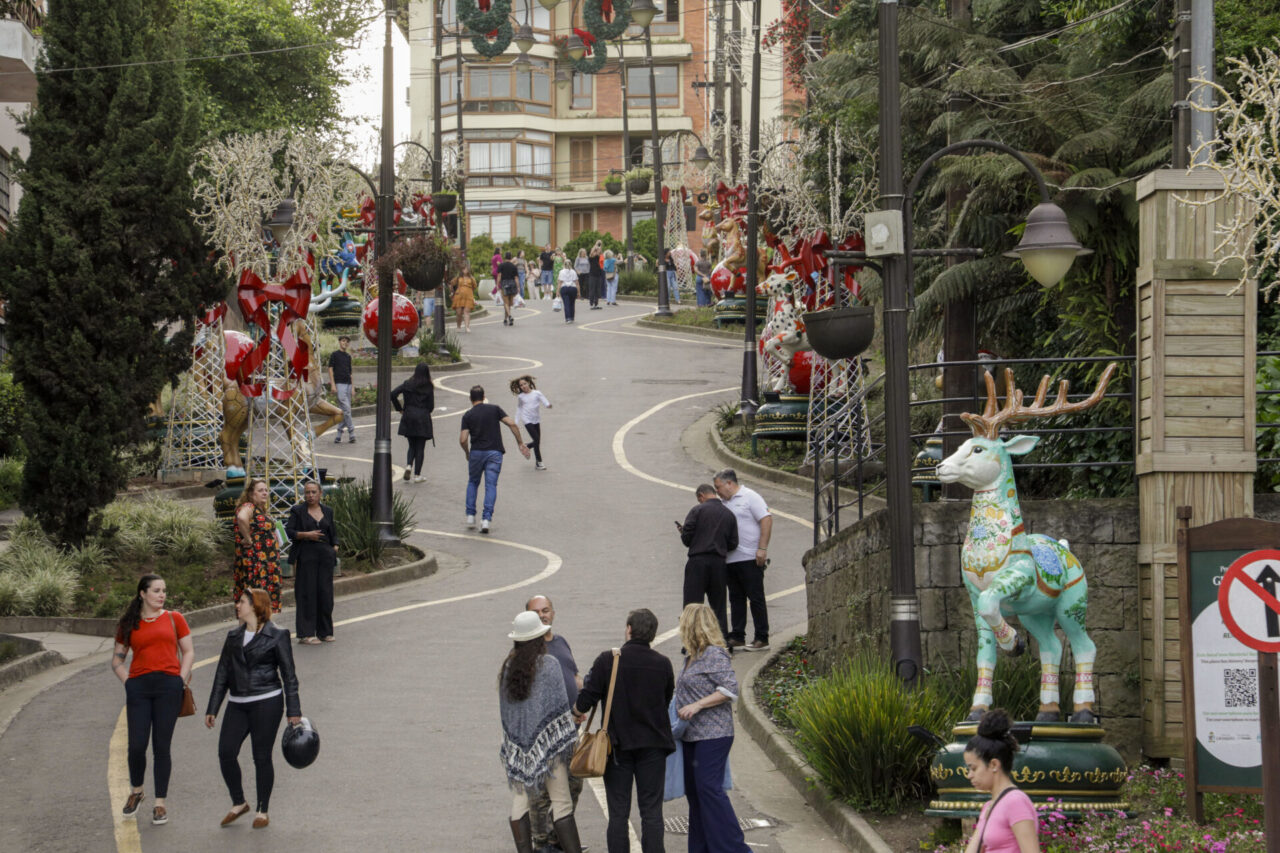 14_10_2024_39Natal Luz de Gramado -Decoracao da Cidade. Foto Cleiton Thiele/SerraPress