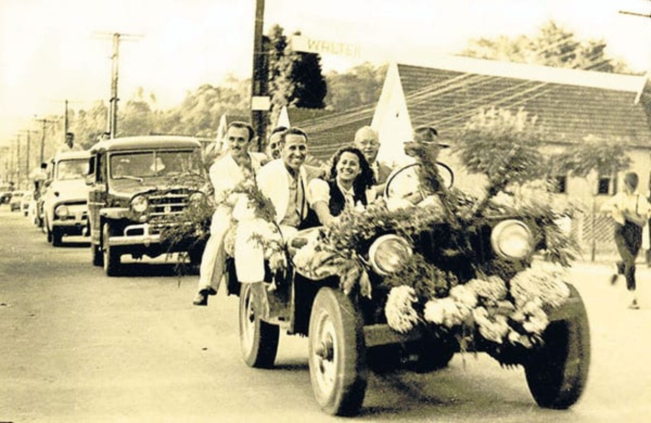 Foto: Divulgação - Comemoração da primeira eleição de Bertolucci em Gramado