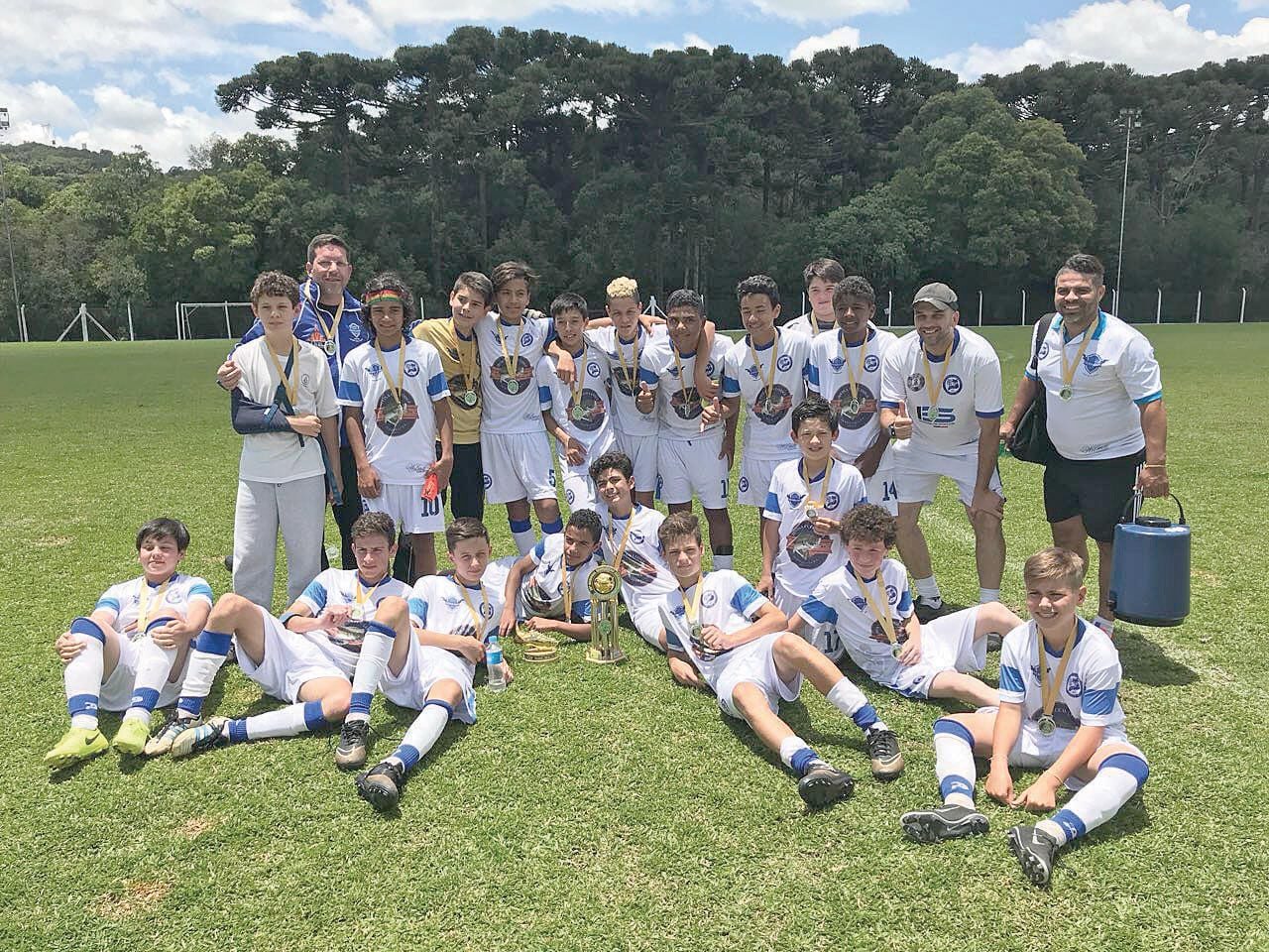 Foto: Reprodução -
 Talento Serrano comemora o vice-campeonato