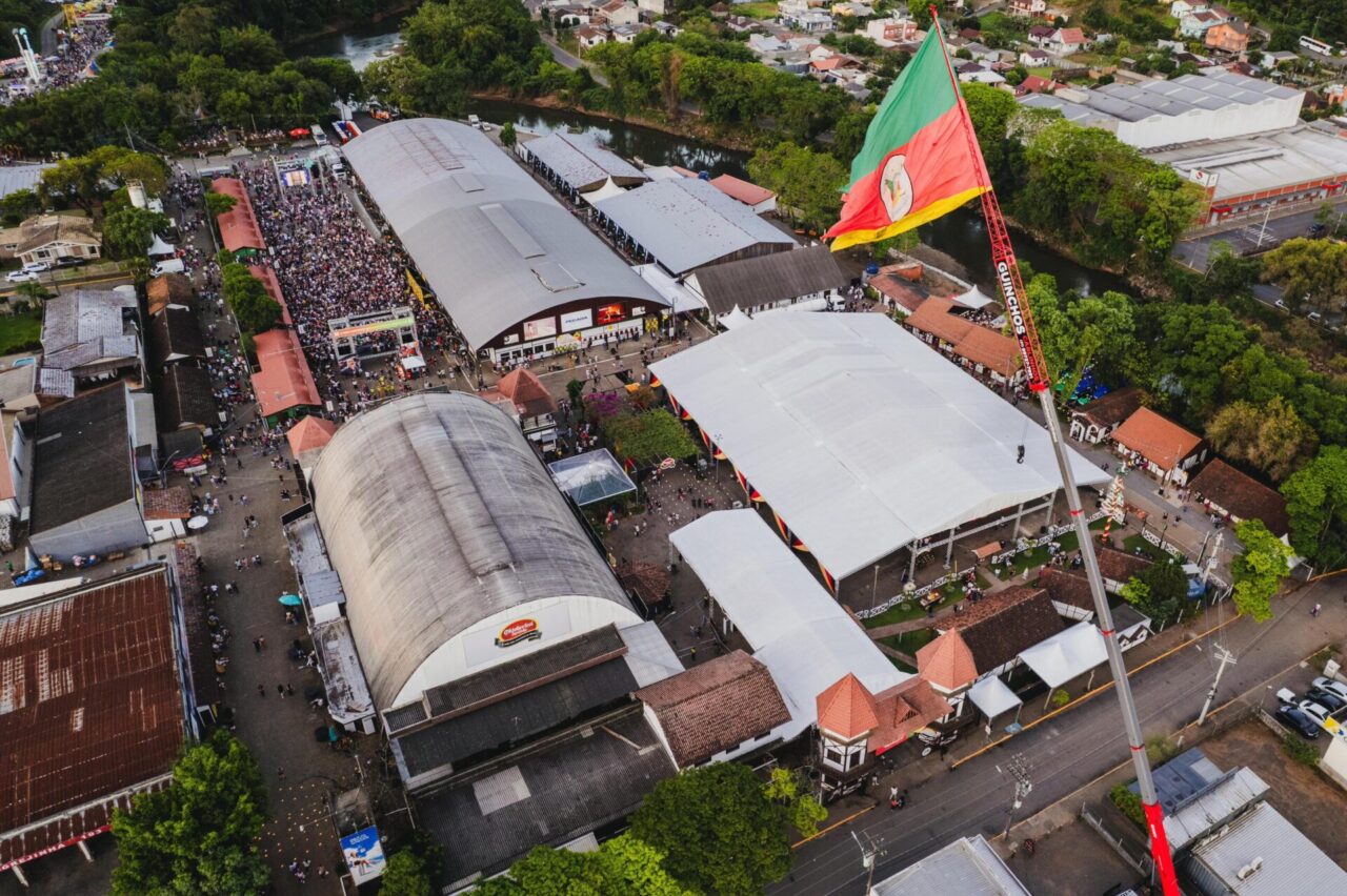 Aérea 35ª Oktoberfest de Igrejinha - Foto por Siete Audiovisual