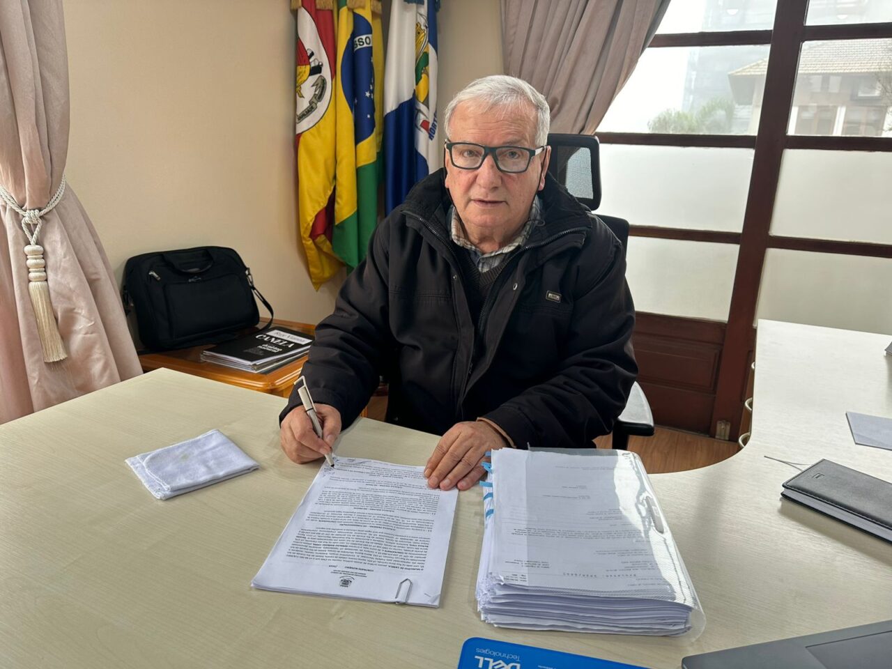 Assinatura contrato