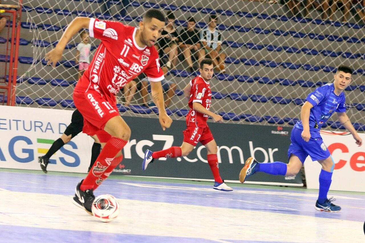 Atlântico chega para a Super Copa Gramado após ser campeão da Taça Lages de Futsal