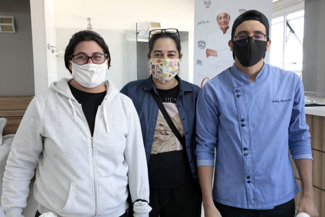 Bruna Gotardo, Arika Messa e Jesley Agostinho.