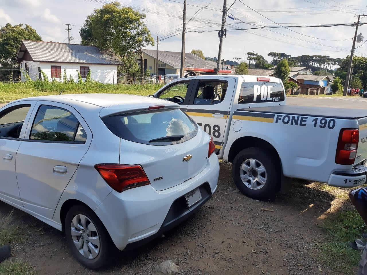 CANELA – Homem é preso com carro clonado