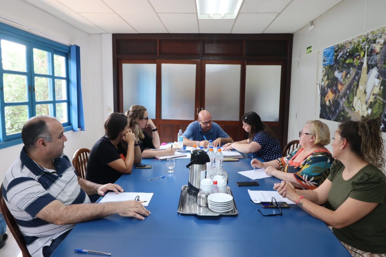 CCJ Universitários