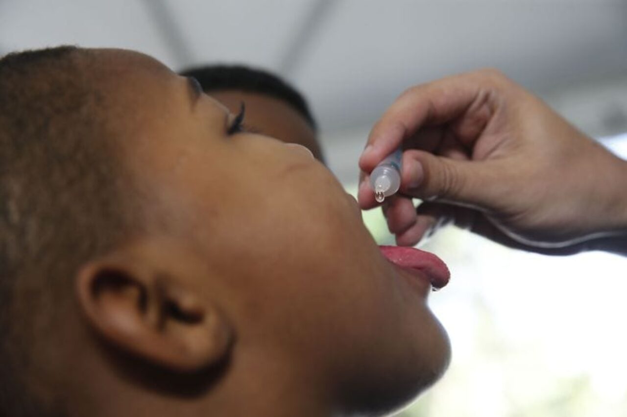 Campanhas de multivacinação e vacinação contra a poliomielite seguem até 21 de novembro