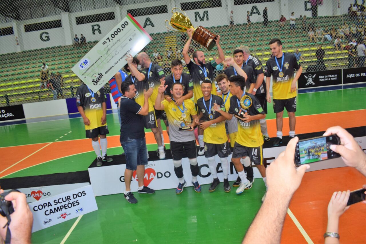 Campeão Bola 8