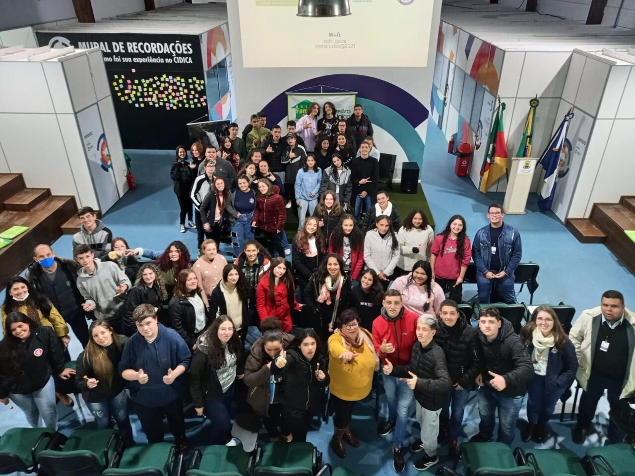 Canela - Assistência Social realiza palestras sobre Cadastro Único