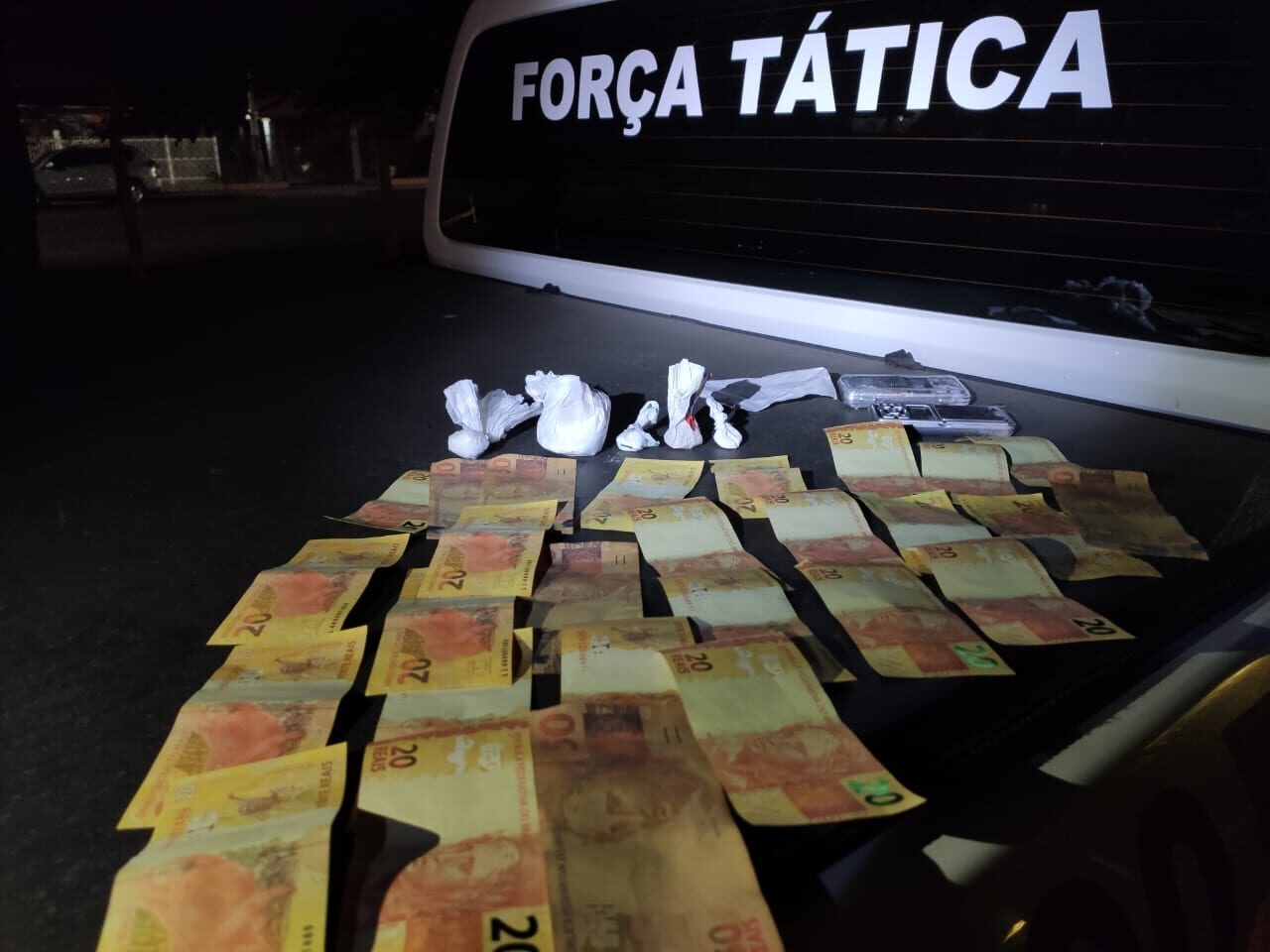 Canela Polícia2