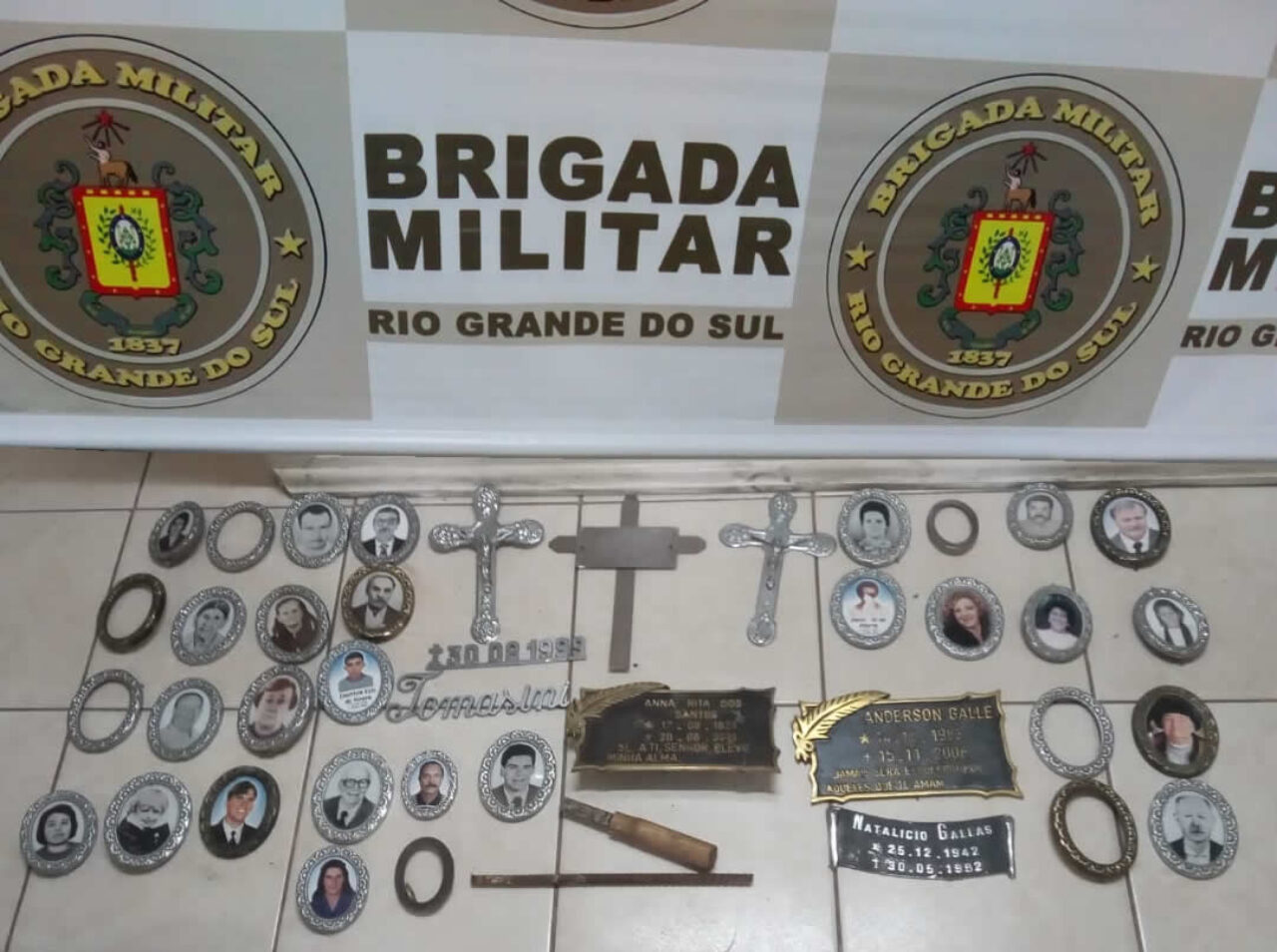 Canela – Homem é preso pela Brigada Militar por furto em cemitério