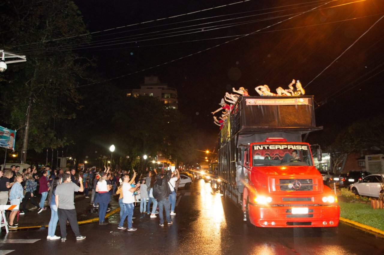 Carreata-do-Chopp-Oktober-de-Igrejinha-1