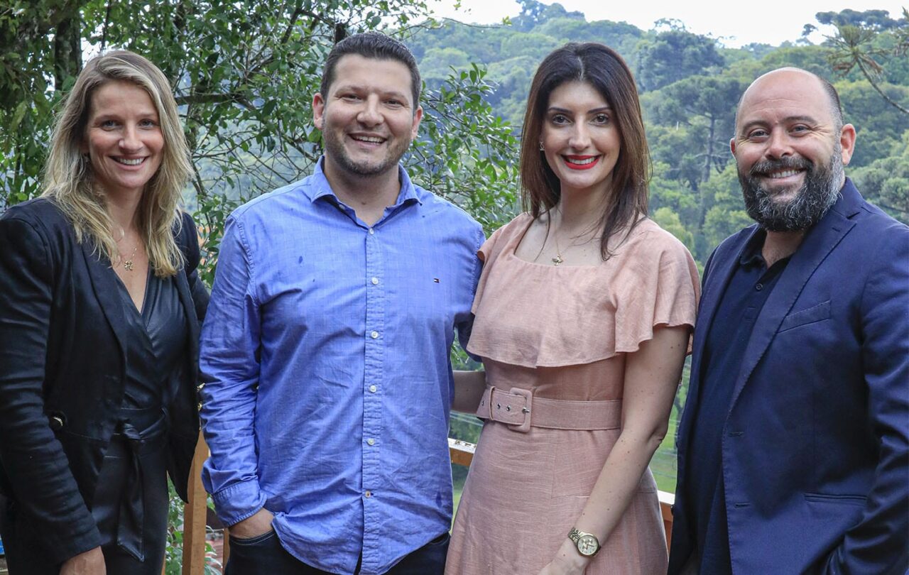 Foto: Cleiton Thiele - Arquiteta Ângela Meira, Diretores Daniel e Daniela Gallassini e Diretor Criativo Max Tavares
