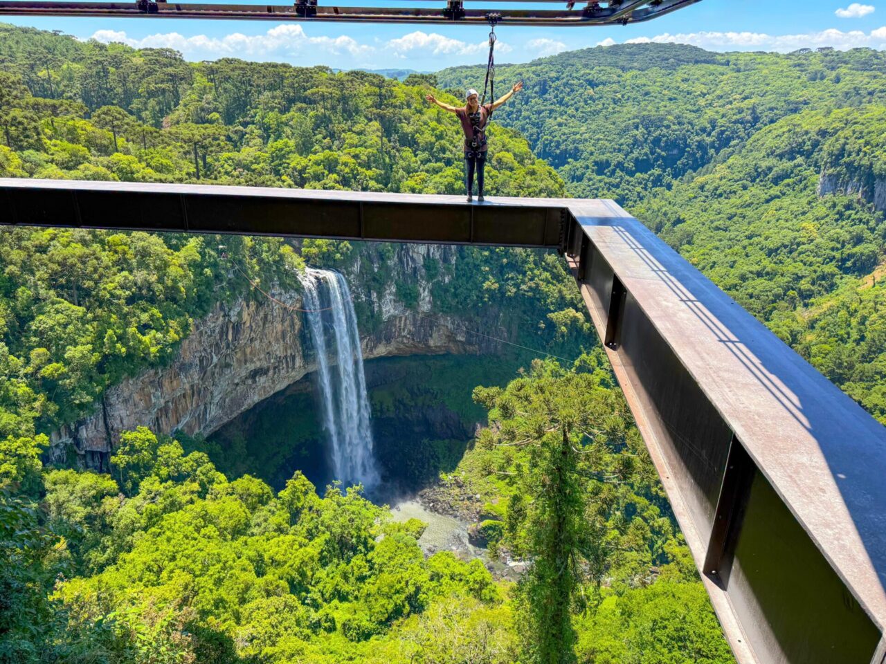 "Corajoso" é a nova experiência de turismo de aventura do Parque do Caracol.
Divulgação/Parque do Caracol