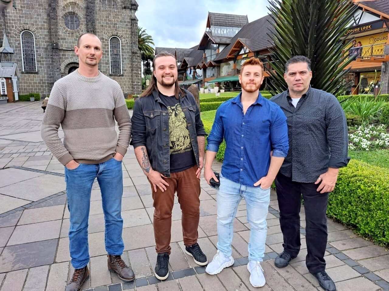 Supervisor Cultural da Secretaria da Cultura Dirlei Pacholski, Supervisor da Gramado FC Gabriel Drecksler, Daniel Chiarelli e Márcio Guerra