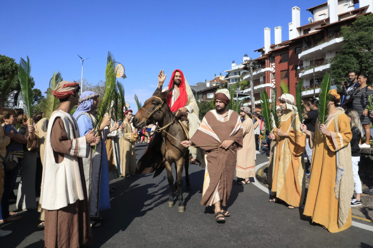 14_04_2019_Pascoa em Gramado_Gramado Aleluia_Procissao de Ramos. Foto Cleiton Thiele/SerraPress
