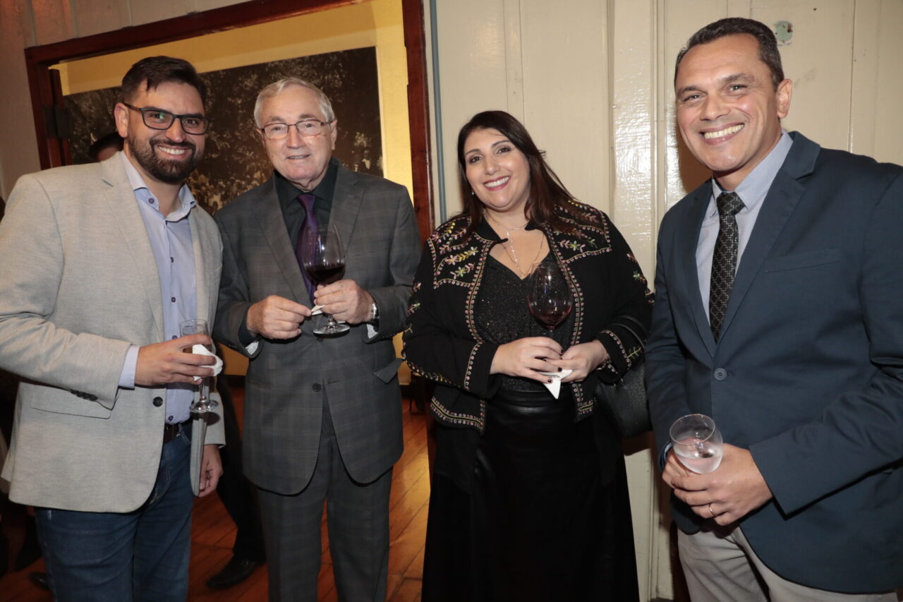 Enzo Arns, Valter Luiz de Lemos, Roseli de Freitas Barcellos e Luciano Gonçalves