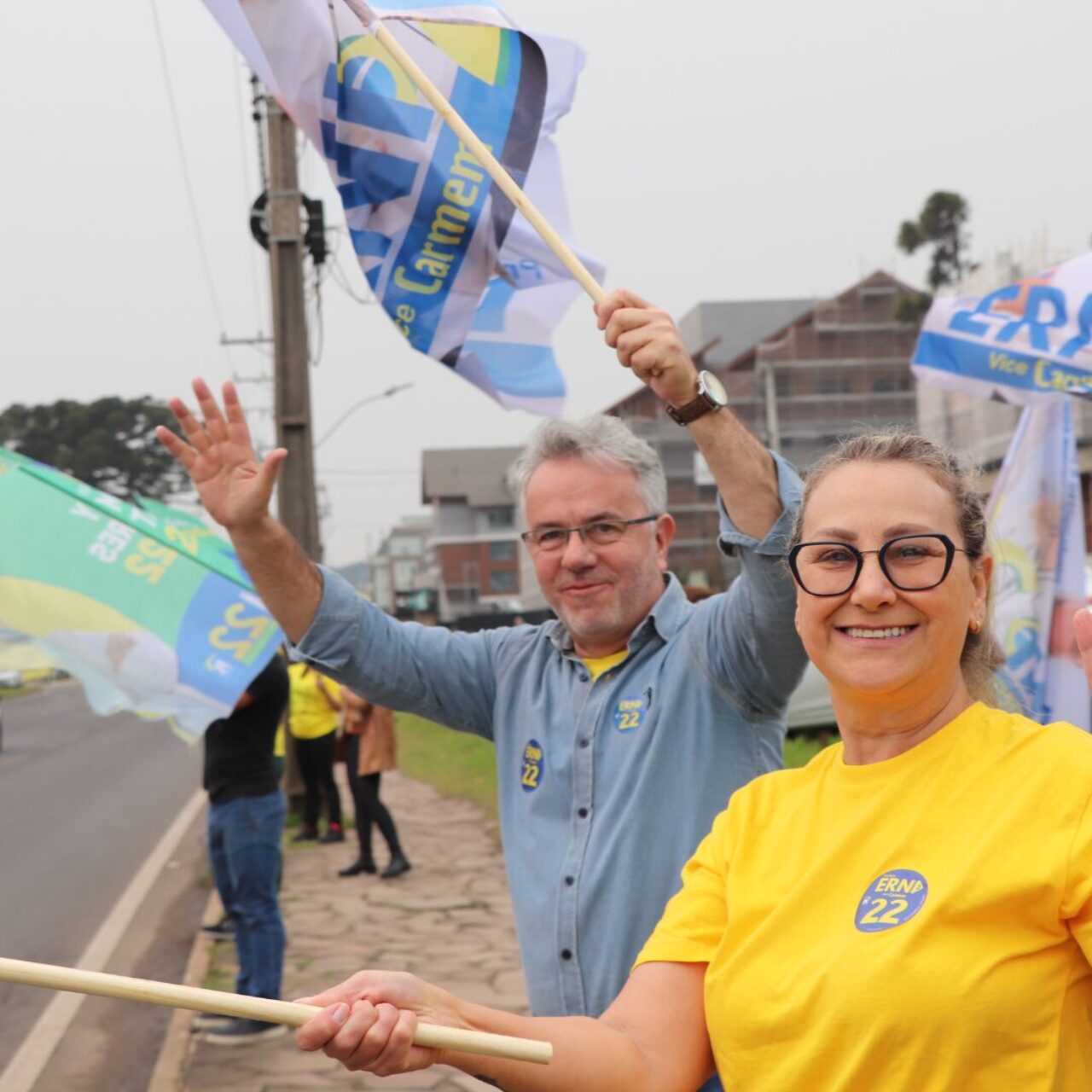 Erni (100)
