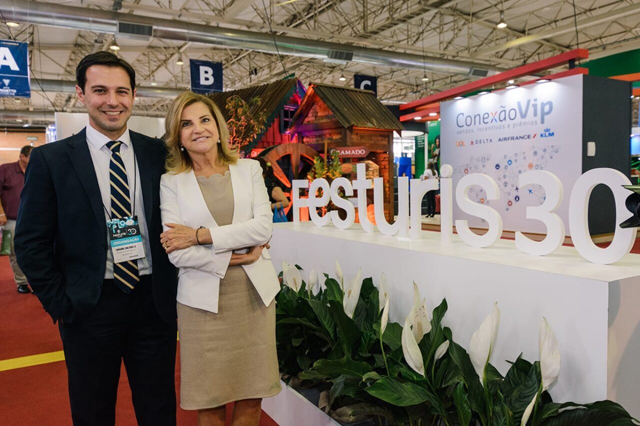 Foto: Divulgação/FESTURIS - Diretores do FESTURIS, Eduardo Zorzanello e Marta Rossi