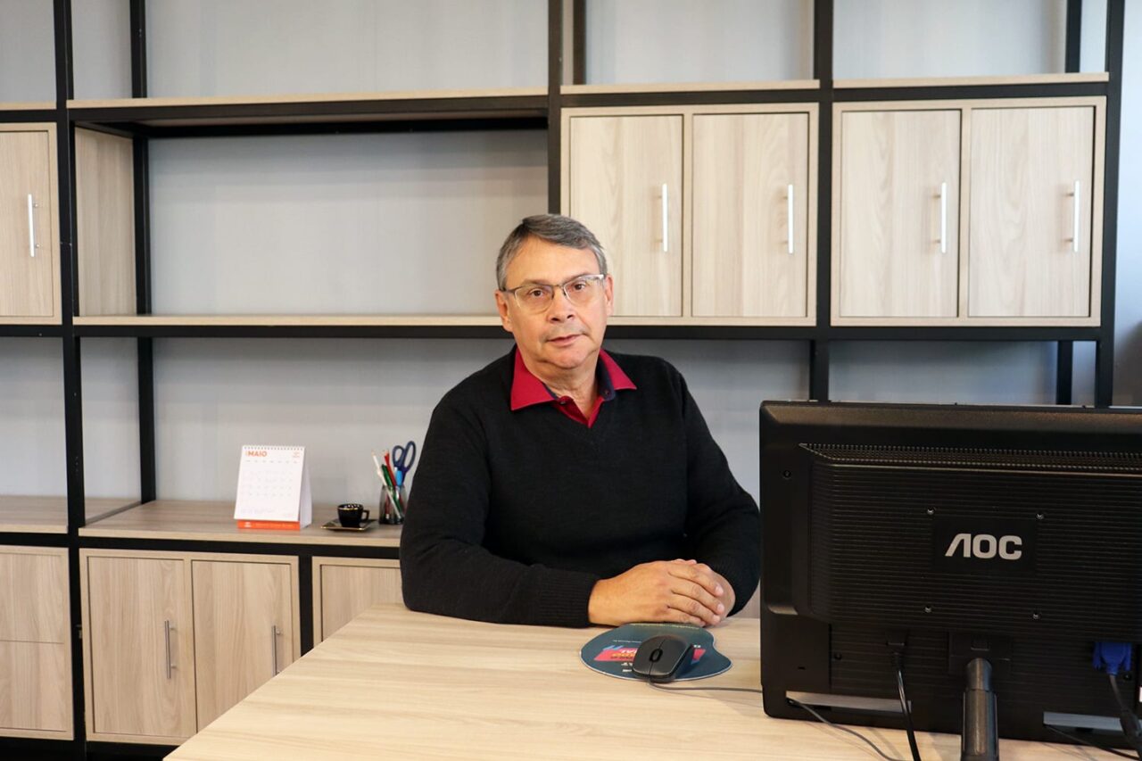 Luiz Fernando Neves coordena o serviço criado pela instituição para auxiliar empresas em dificuldades durante a pandemia