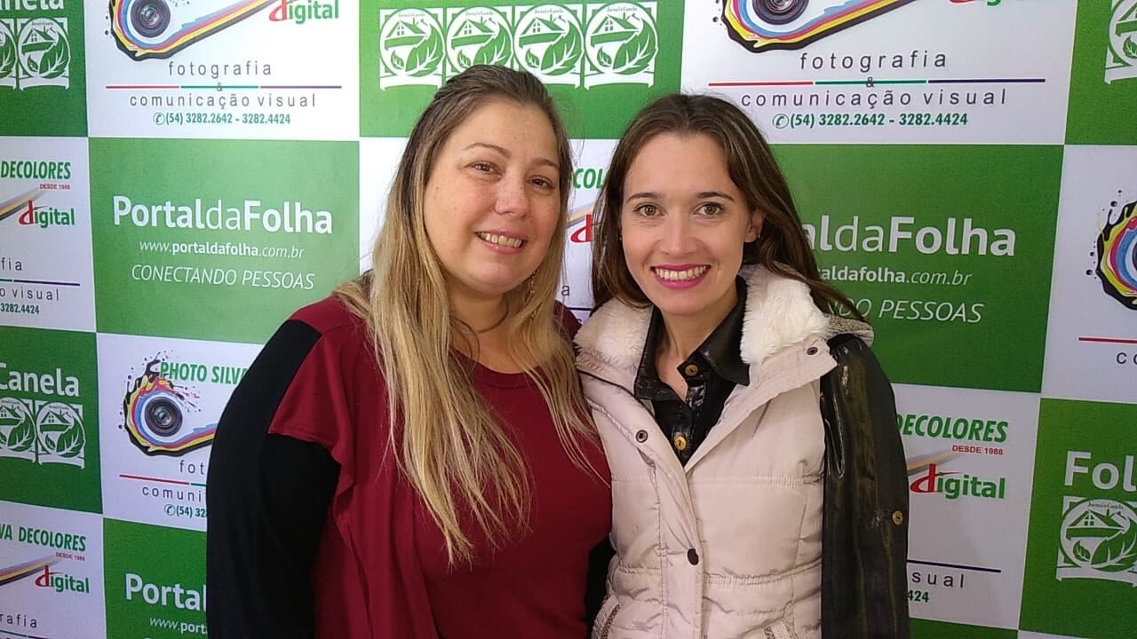 Emily e Tatiane.
Foto: Francisco Rocha