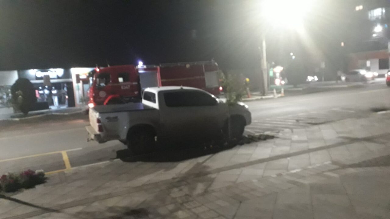 Bombeiros atenderam princípio de incêndio e interditaram instalações do Fórum. Situação deve ser normalizada na próxima semana