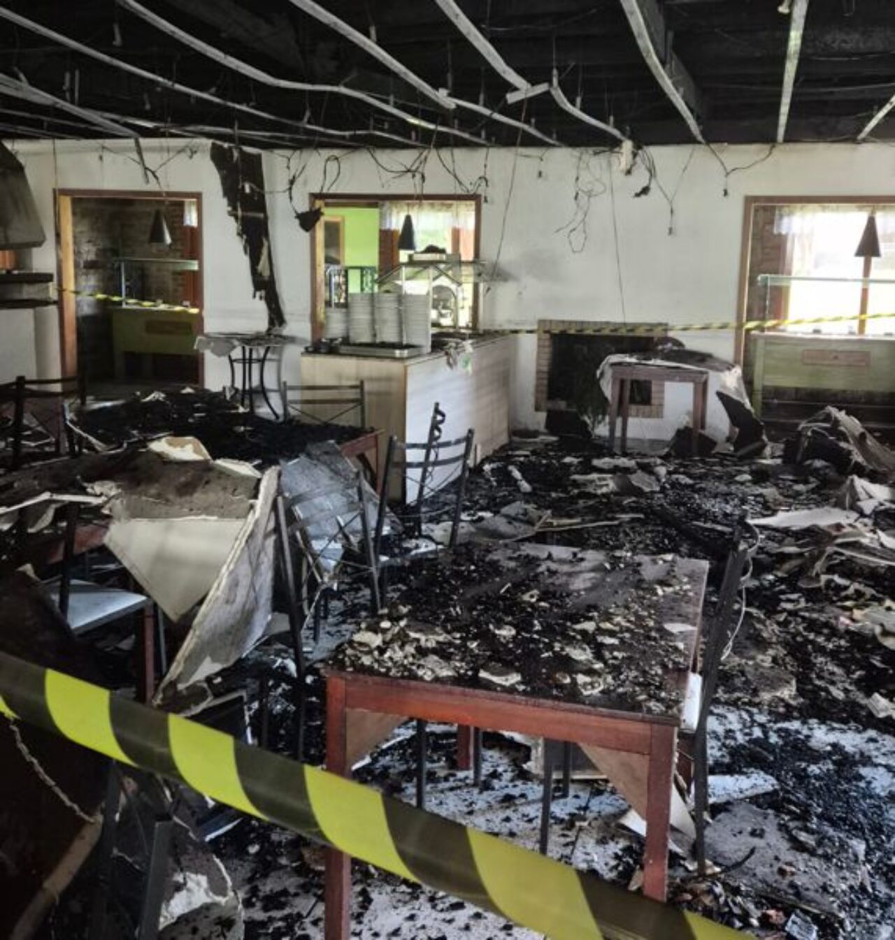 Foto-incendio-restaurante-AABB.1