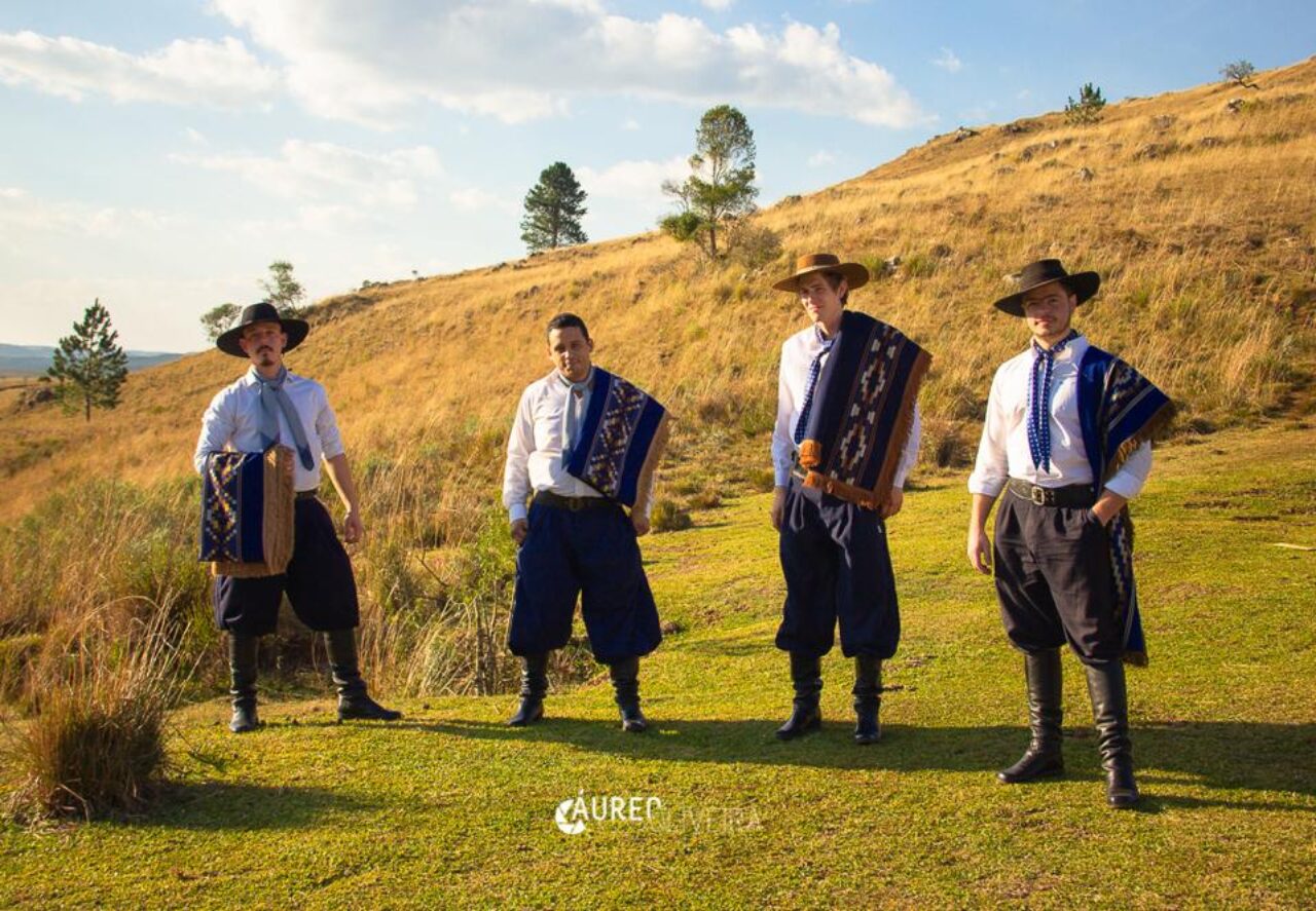 Grupo Sombra del Ayer. Foto: Aureo Oliveira