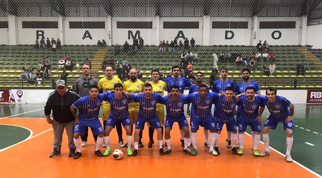 Equipe do Hawai lidera a competição