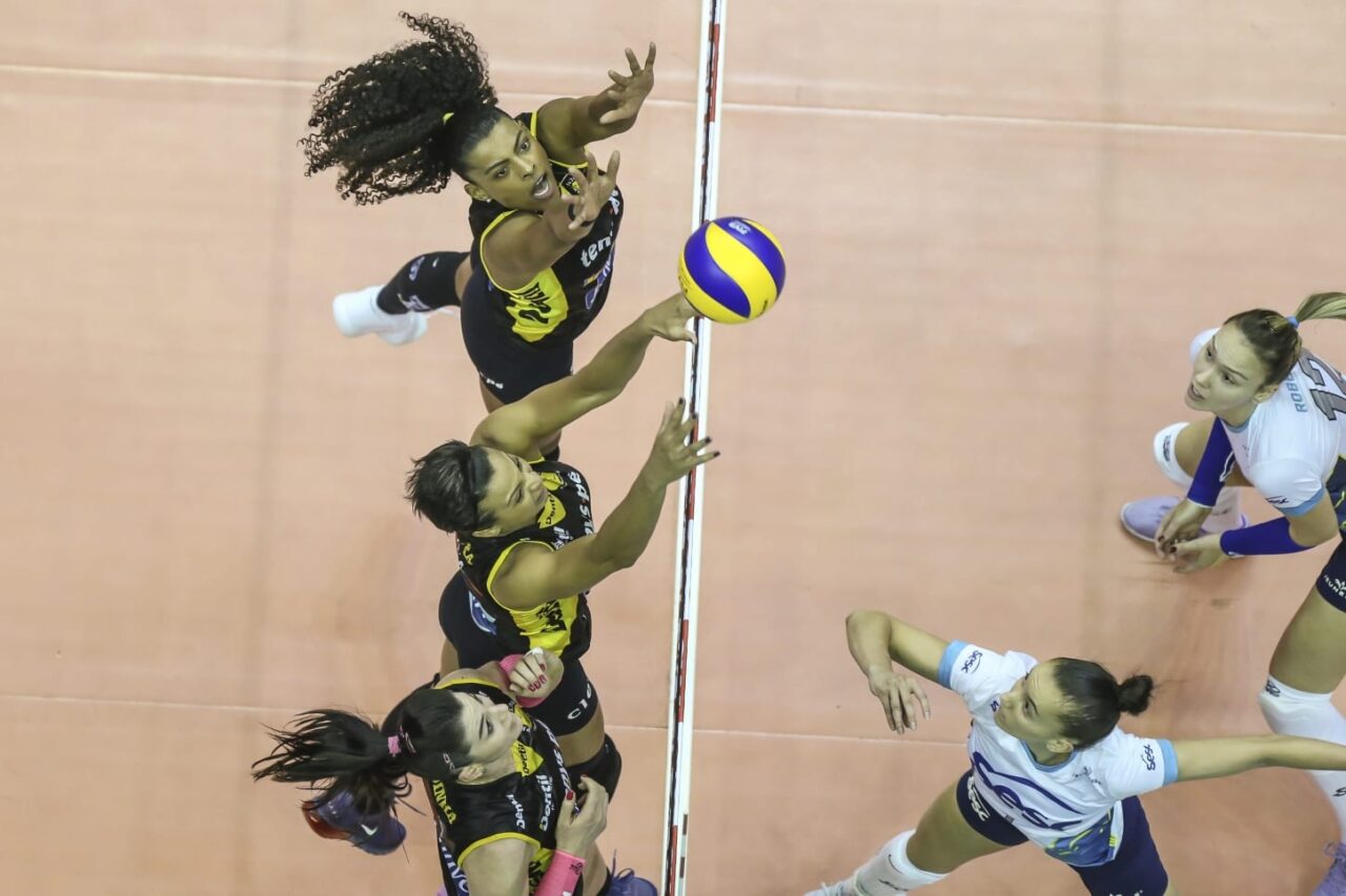 Hoje começa a pré-venda de ingressos para a Copa Brasil de Vôlei Feminino2