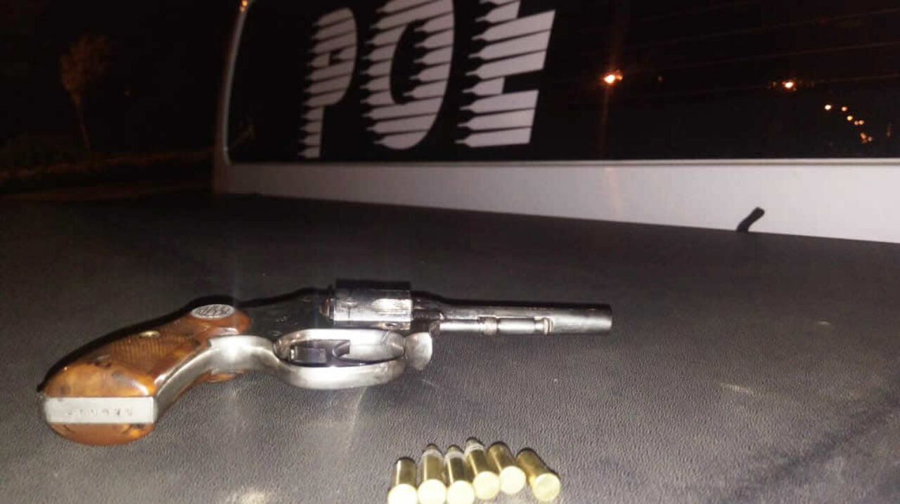 Homem é preso por porte ilegal de arma de fogo em Gramado