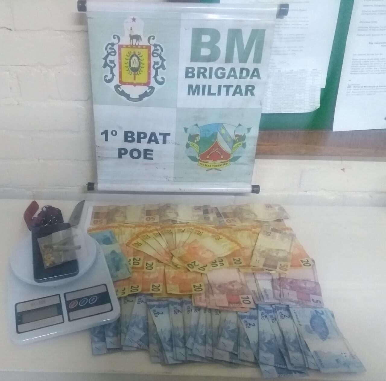 Homem é preso por tráfico de drogas e tentativa de suborno em Canela