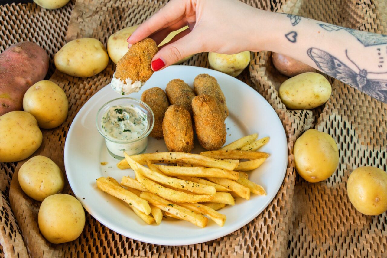 Batalhoada com fritas do restaurante Terra e Mar. Foto: Josiele Silva.