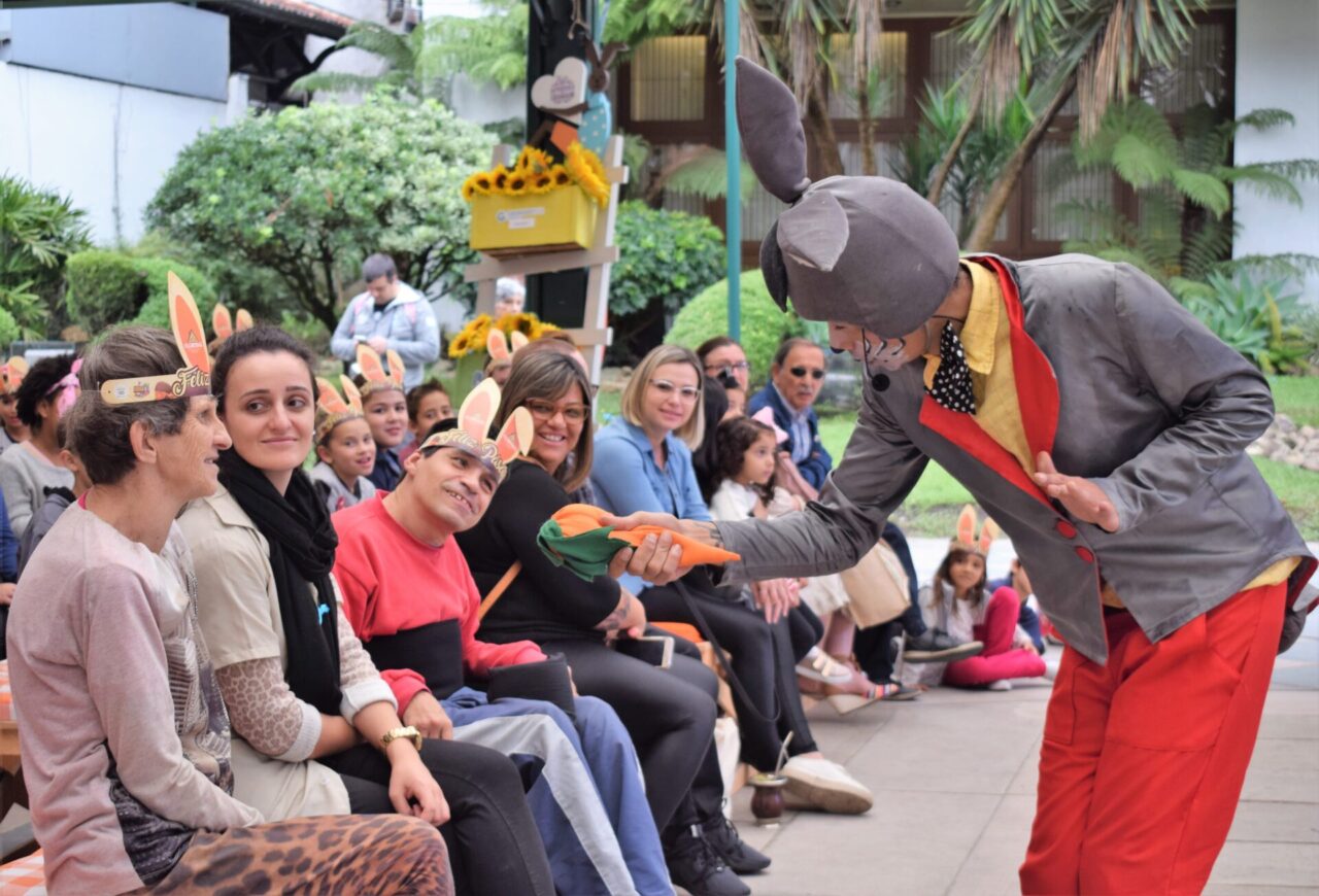 Inclusão social e programação variada marcam a Páscoa em Gramado