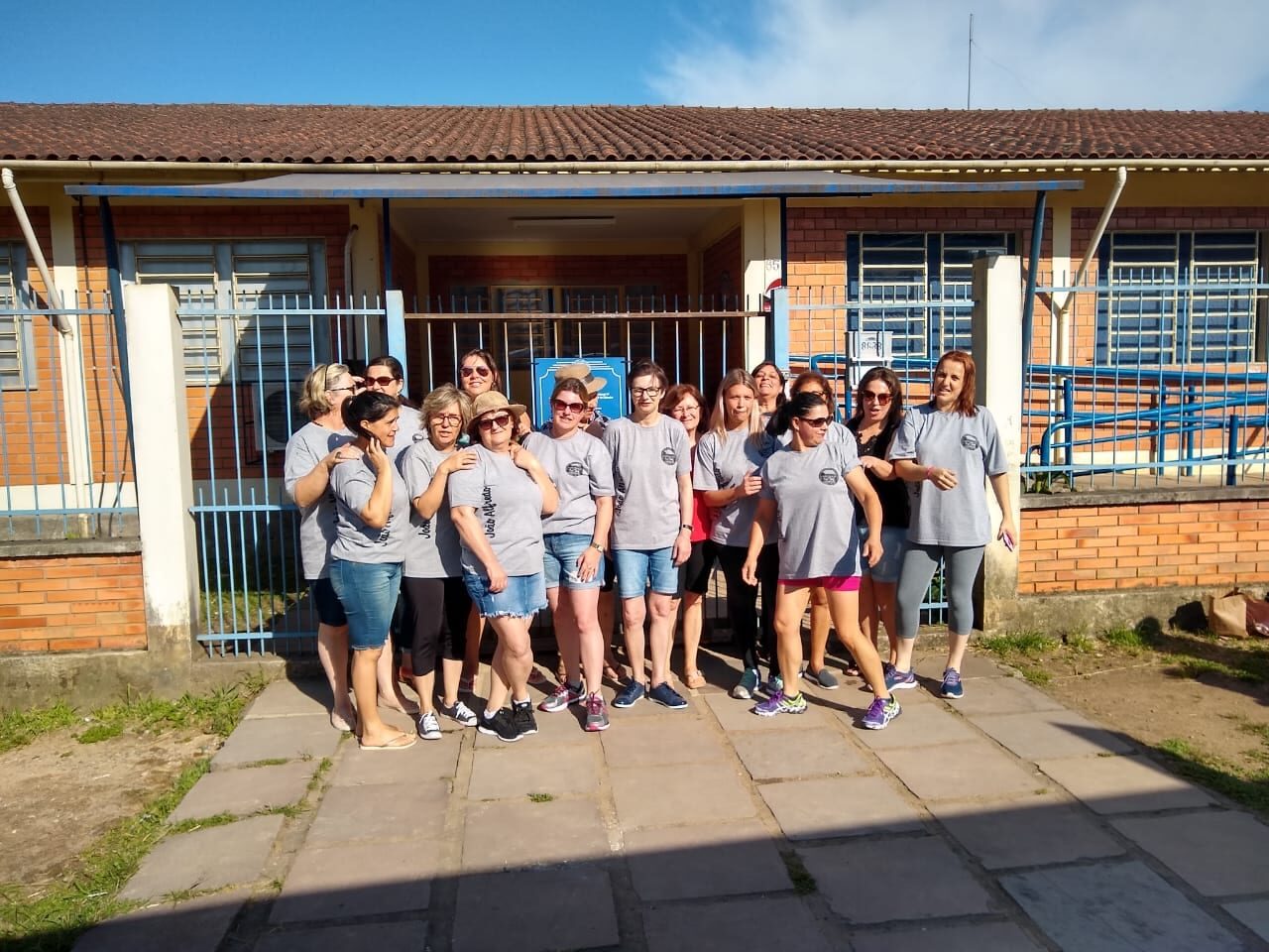 Foto: Reprodução - As professoras da Escola Municipal João Alfredo Corrêa Pinto realizaram uma confraternização, no último sábado (30), com direito a passeio no Refúgio da Família Lima, em Morro Reuter.
