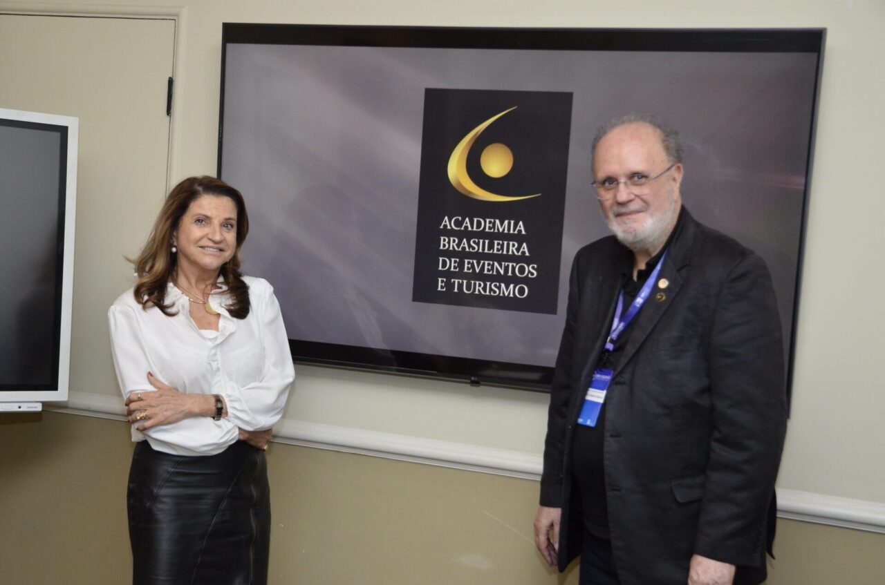 Marta-e-Sergio-Junqueira-pres.-Academia