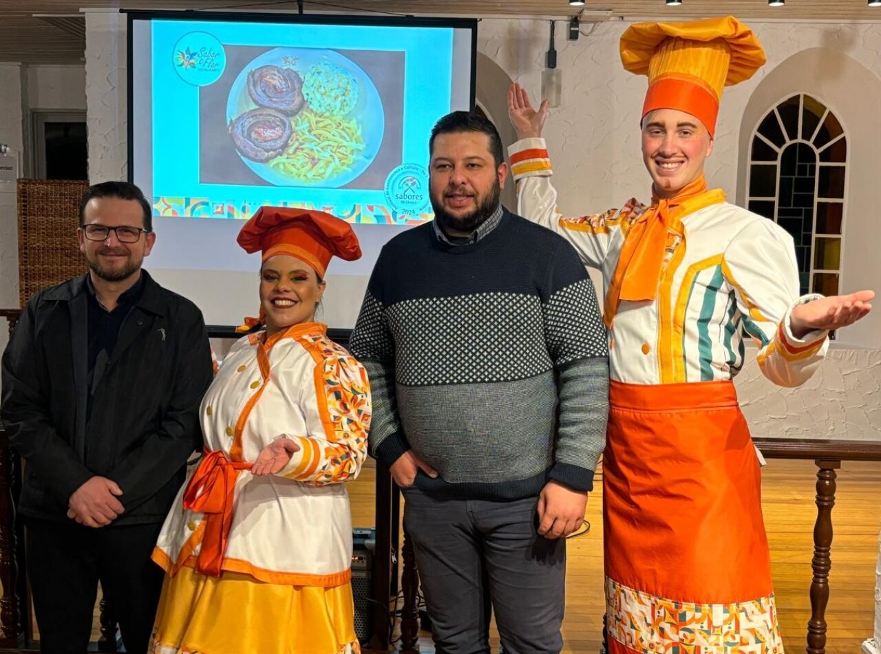Maurício Boniatti, presidente ACIC, Marcelo Marcelo Wazlawick. presidente Abrasel e chefs Maria Risoto e Canelone