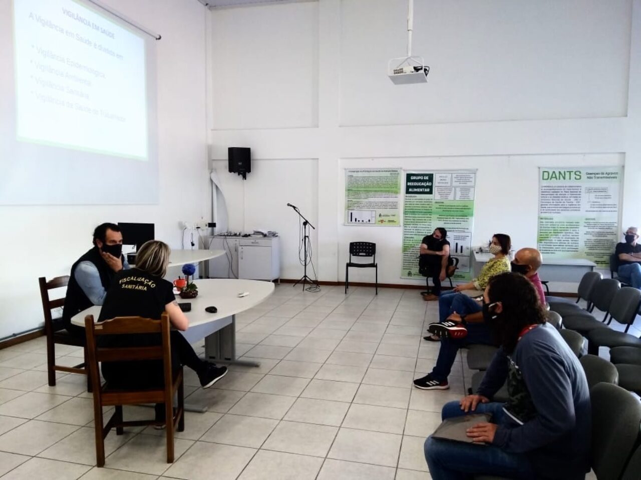 Monitores Sanitários de Gramado