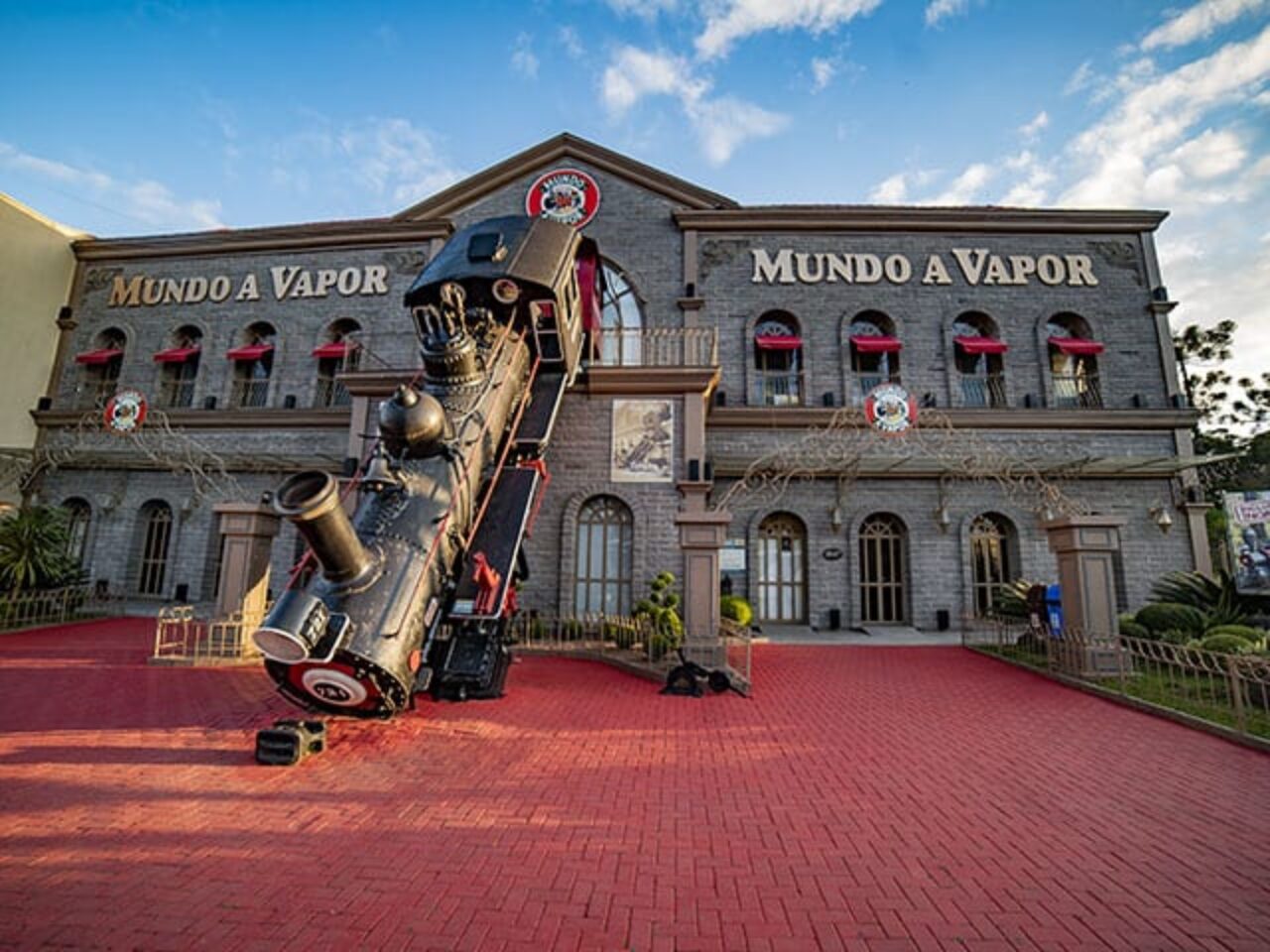 Mundo a Vapor anuncia parceria e doação ao Hospital de Canela
