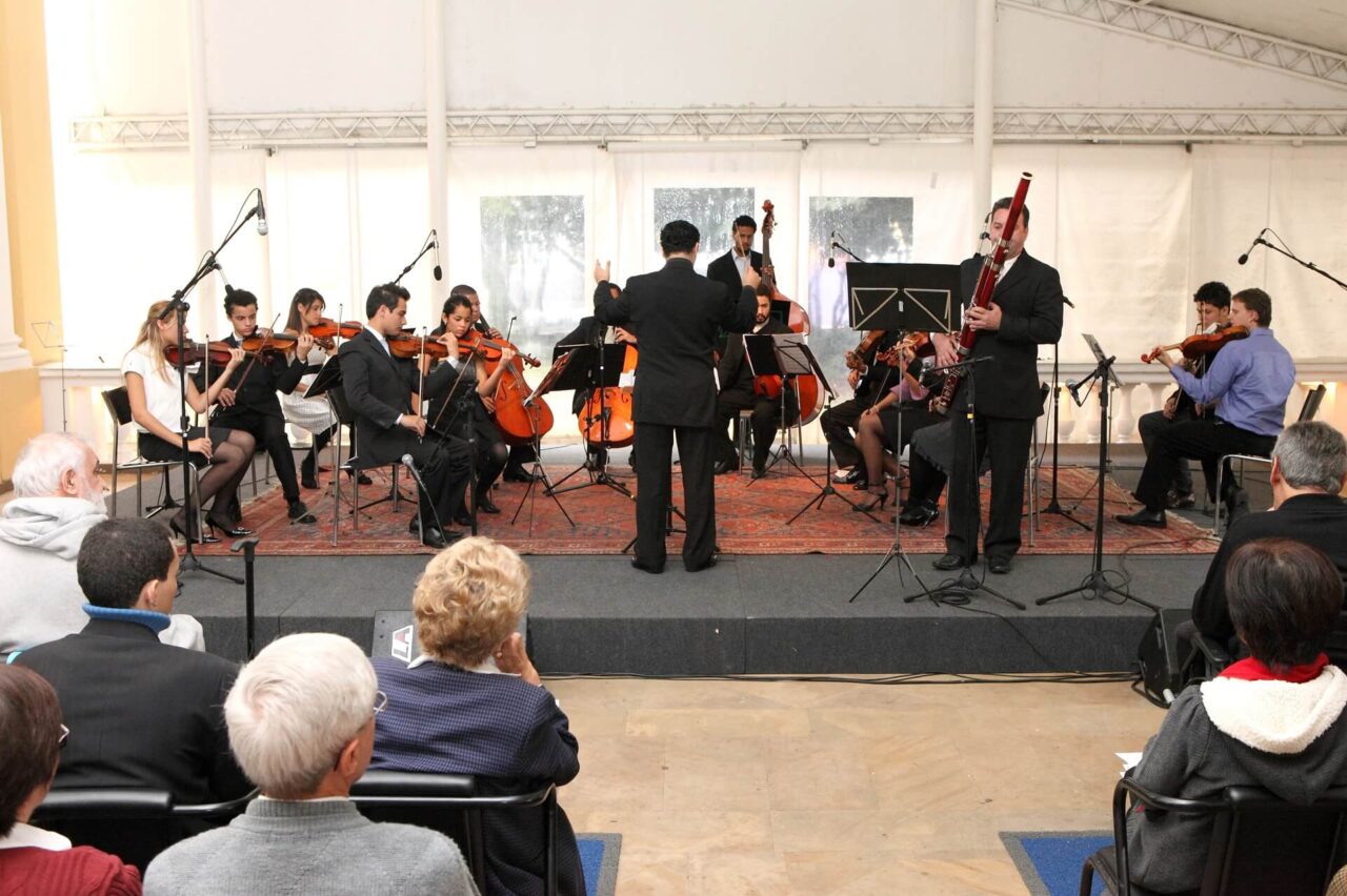 Orquestra Antunes Câmara se apresenta no Parque do Caracol