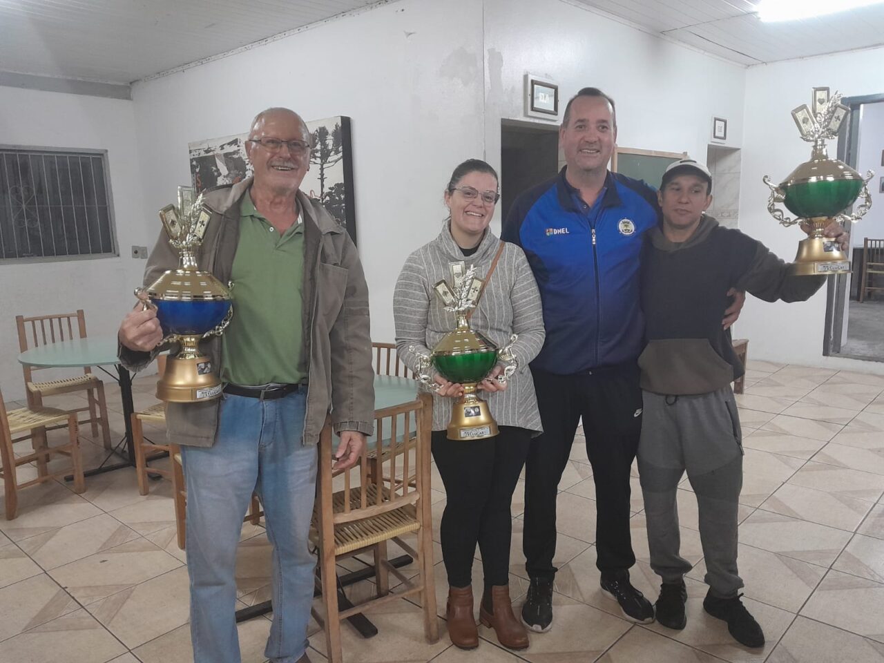 Os Colorados - Campeão do Campeonato de 2024 - trio formado por Hermes, Kaico e Andreara
