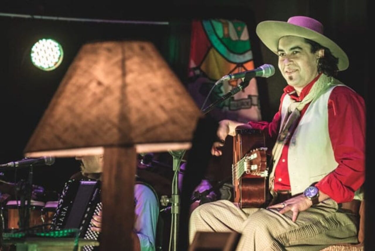 Foto: Sérgio Azevedo - O músico gramadense Pepeu Gonçalves, que vai comandar o intercâmbio musical
