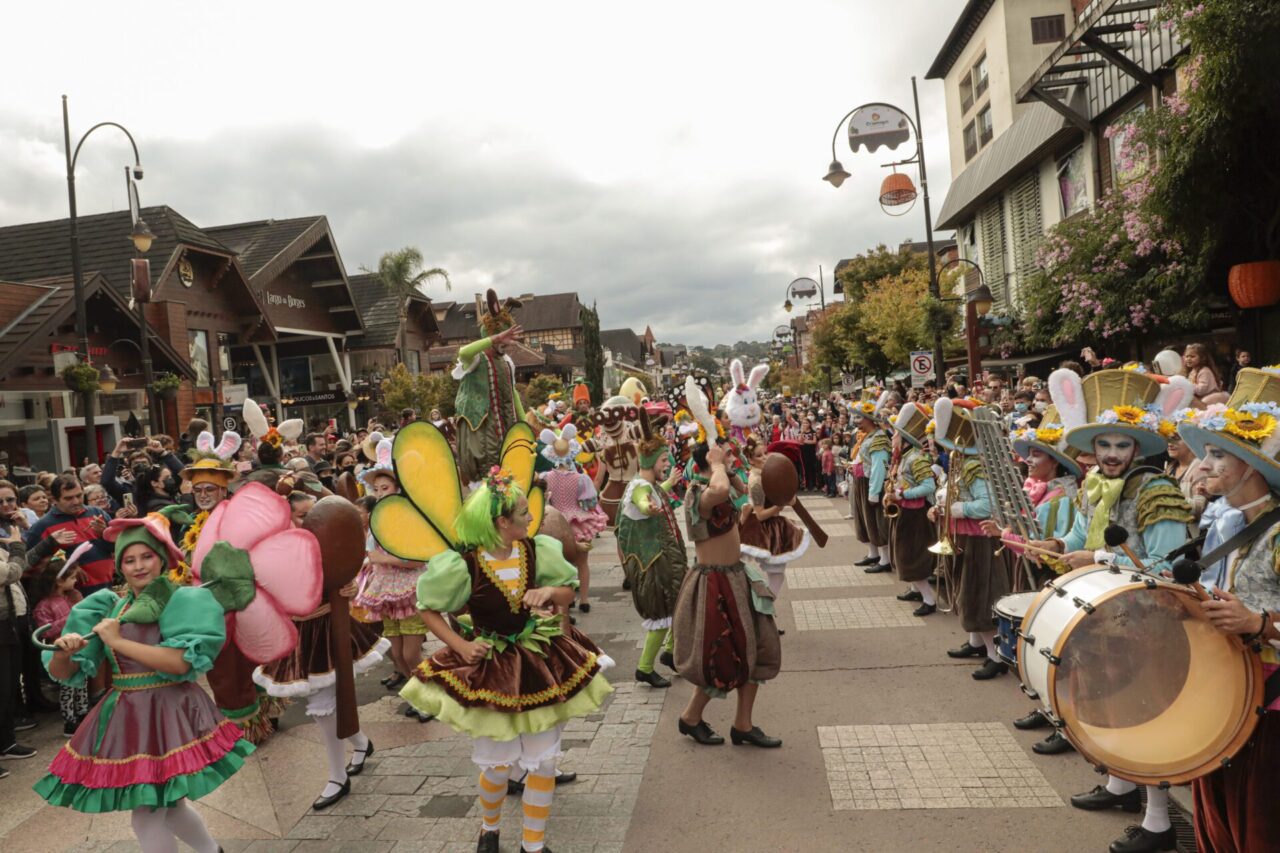 26_03_2022_Pascoa em Gramado2022_ Parada de Pascoa. Foto Cleiton Thiele/SerraPress