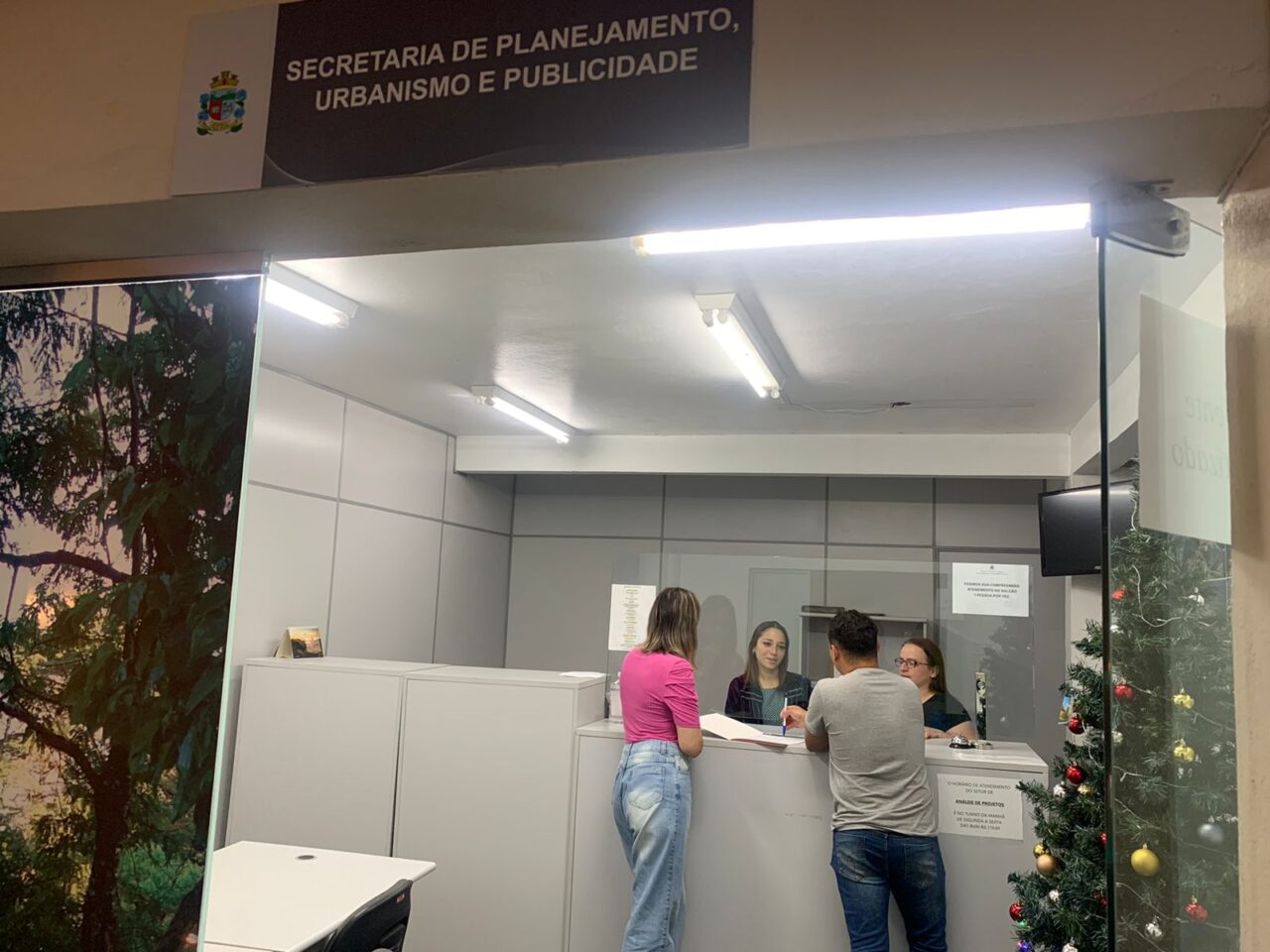 Foto: Atendimentos acontecem na Prefeitura de Gramado.