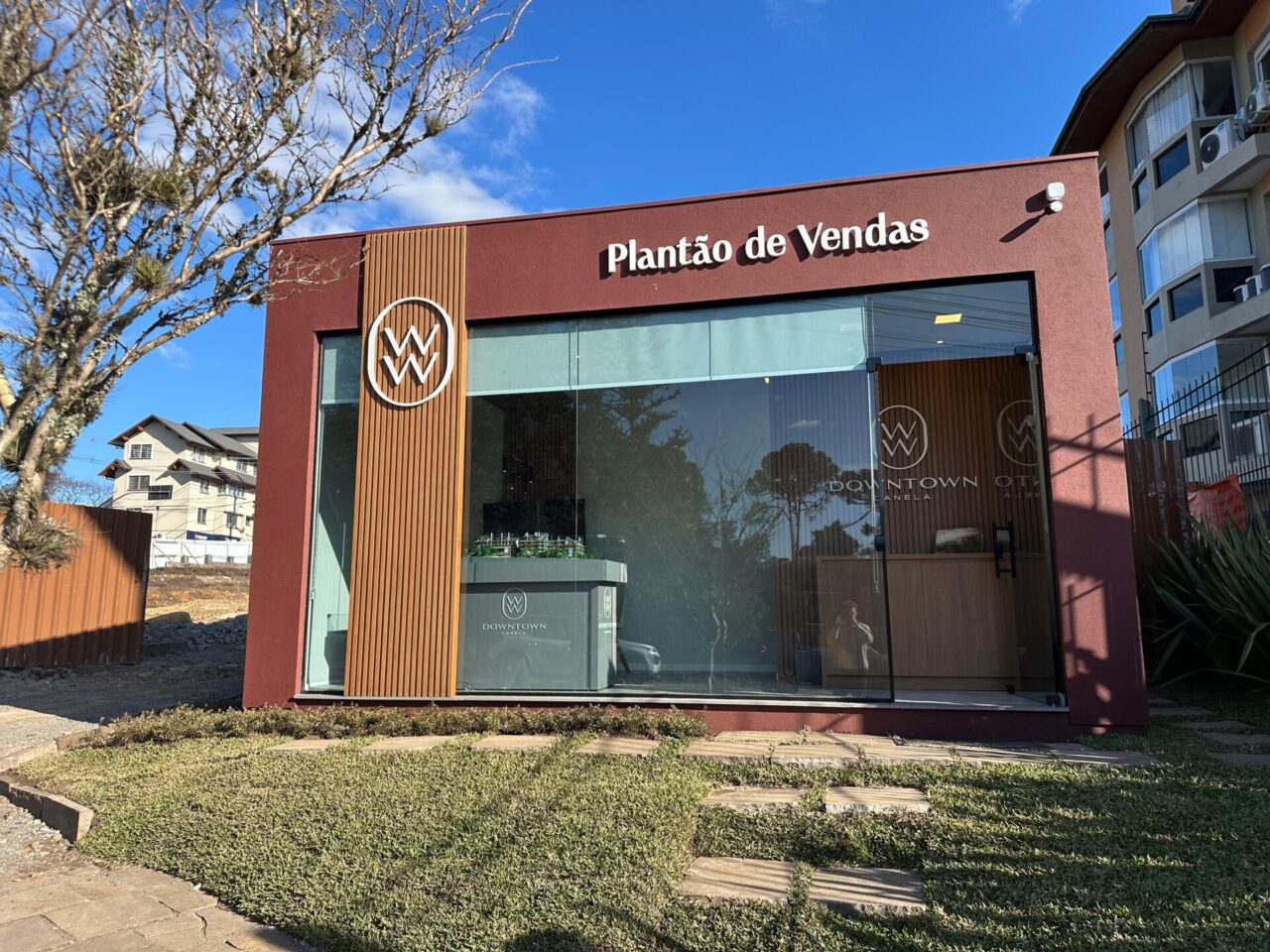 Plantão de vendas (Divulgação Downtown Canela) 04